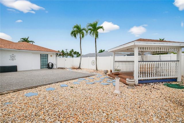 2531 SE 25th AVE, Cape Coral, FL 33904