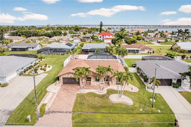 2531 SE 25th AVE, Cape Coral, FL 33904