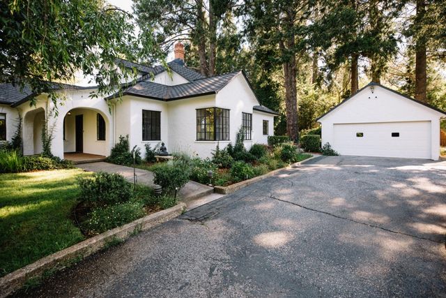 10533 ALTA St, Grass Valley, CA 95945
