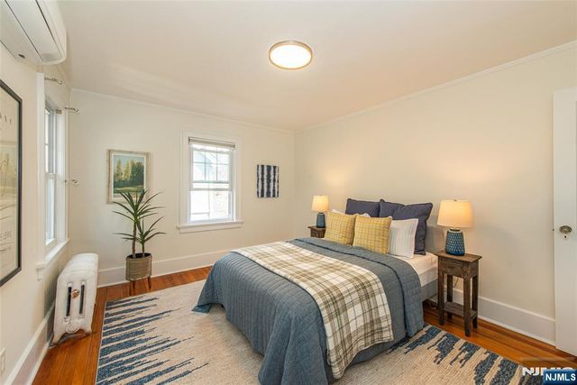 14 Northview Avenue, Montclair, NJ 07043