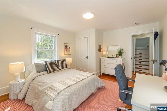 14 Northview Avenue, Montclair, NJ 07043