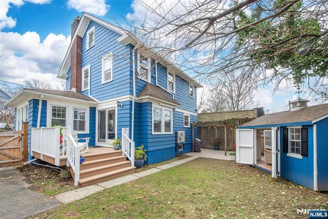 14 Northview Avenue, Montclair, NJ 07043
