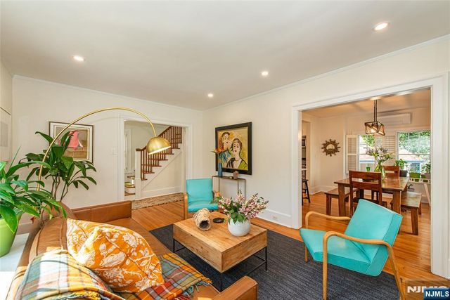 14 Northview Avenue, Montclair, NJ 07043