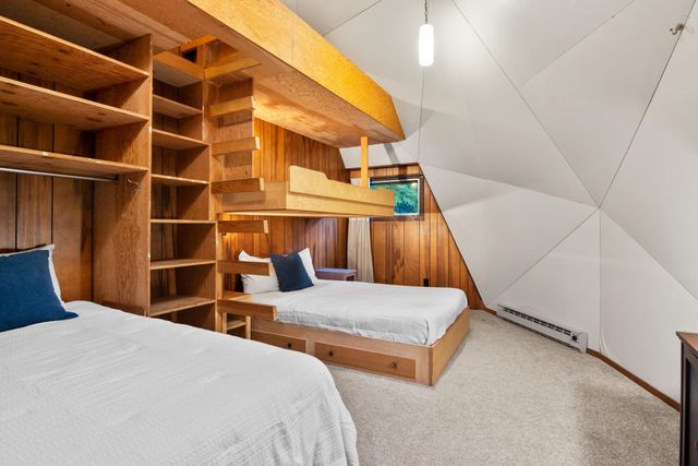 1205 E South Shore Drive, Crystal Lake Twp, MI 49635