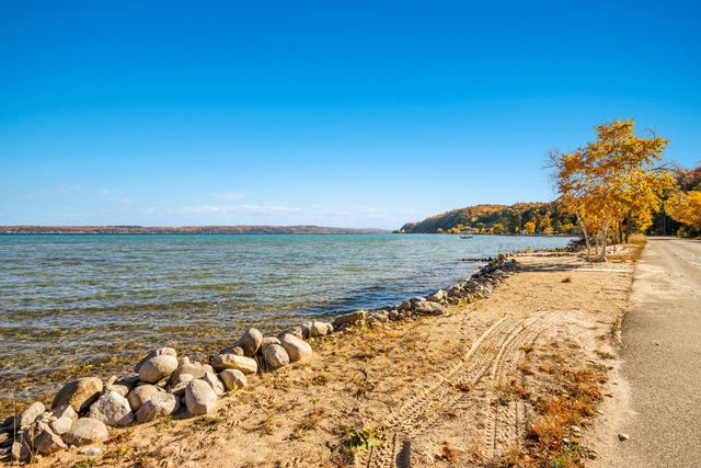 1205 E South Shore Drive, Crystal Lake Twp, MI 49635