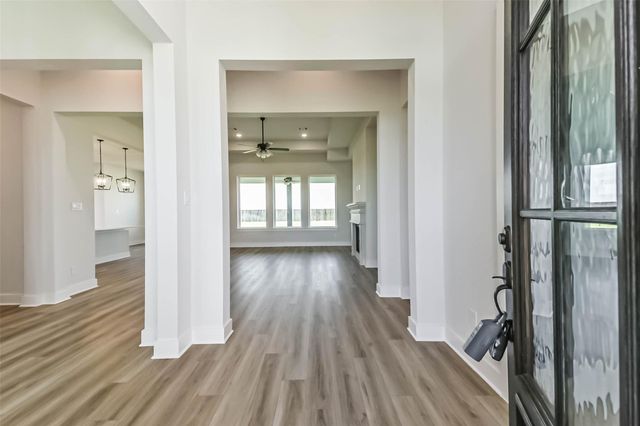 3511 Palm Crest Drive, Rosharon, TX 77583