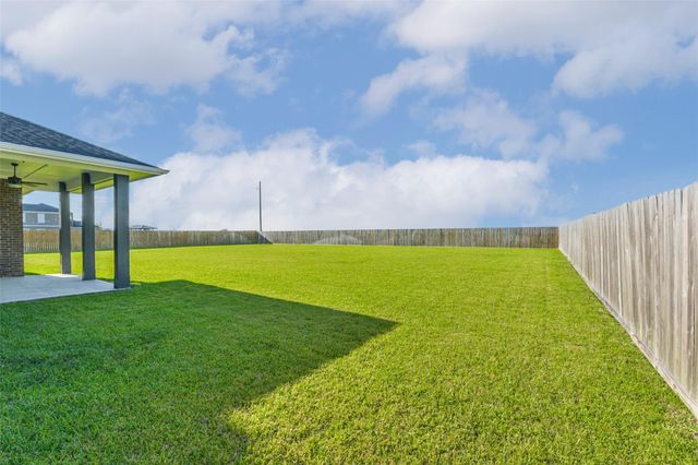 3511 Palm Crest Drive, Rosharon, TX 77583