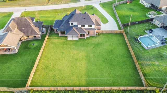 3511 Palm Crest Drive, Rosharon, TX 77583