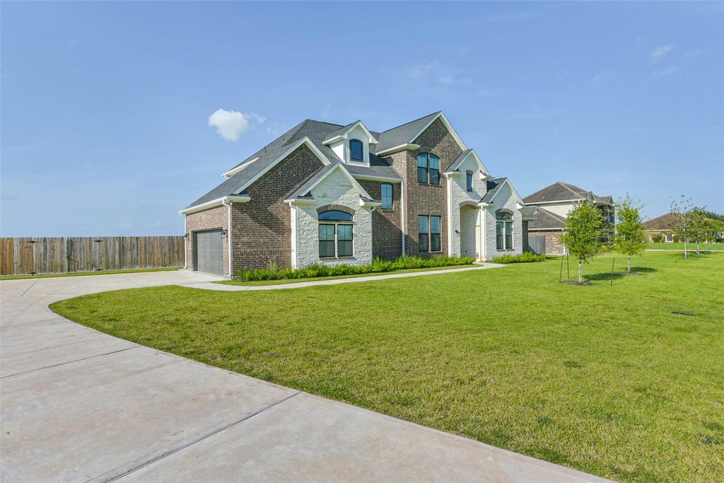 3511 Palm Crest Drive, Rosharon, TX 77583