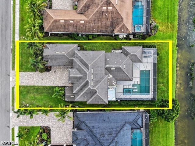 18220 Wildblue BLVD, Fort Myers, FL 33913