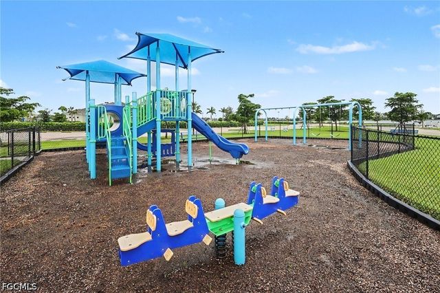 18220 Wildblue BLVD, Fort Myers, FL 33913