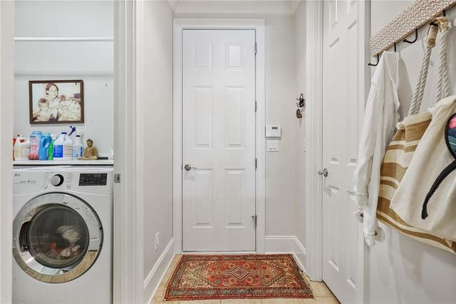 3008 Village Green Circle, Roswell, GA 30075