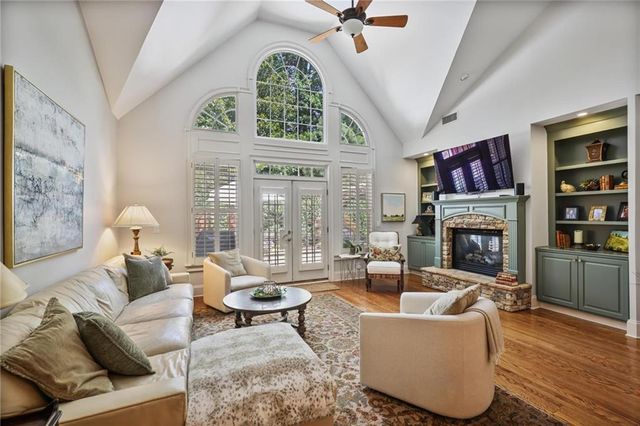 3008 Village Green Circle, Roswell, GA 30075