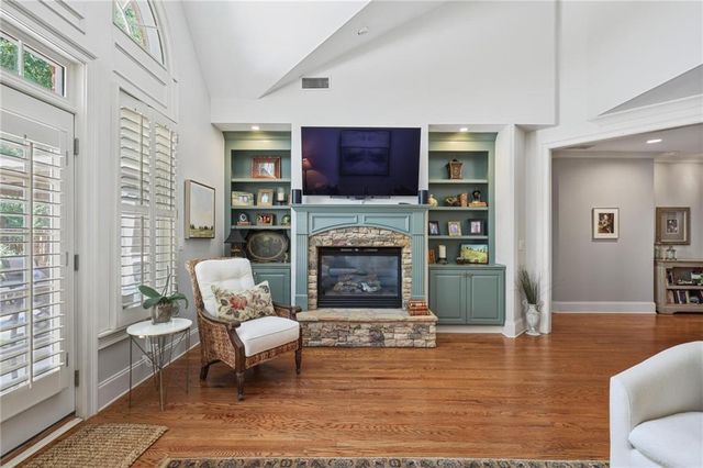 3008 Village Green Circle, Roswell, GA 30075
