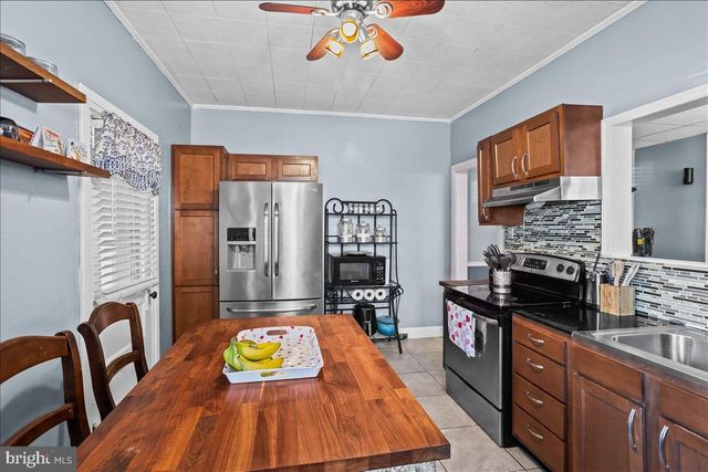 128 E ROSS ST, Lancaster, PA 17602