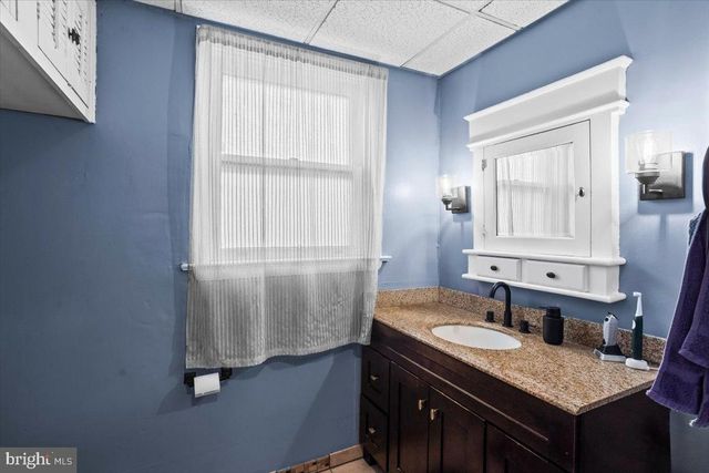 128 E ROSS ST, Lancaster, PA 17602