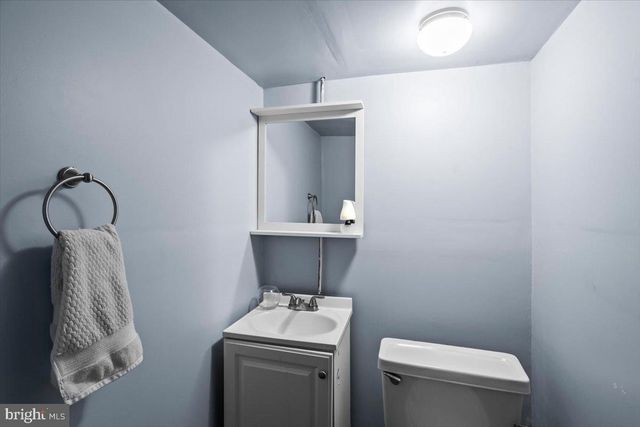 128 E ROSS ST, Lancaster, PA 17602