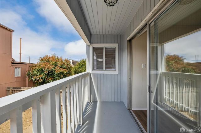 25 Farallones Street, San Francisco, CA 94112