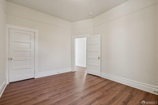 25 Farallones Street, San Francisco, CA 94112