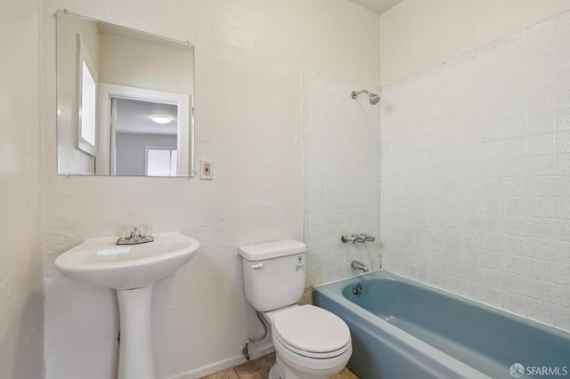 25 Farallones Street, San Francisco, CA 94112
