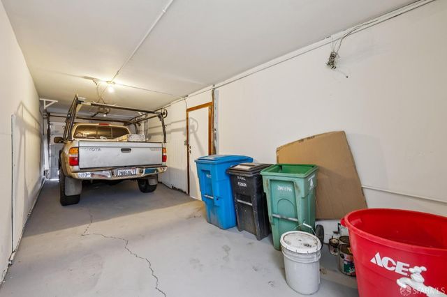 25 Farallones Street, San Francisco, CA 94112