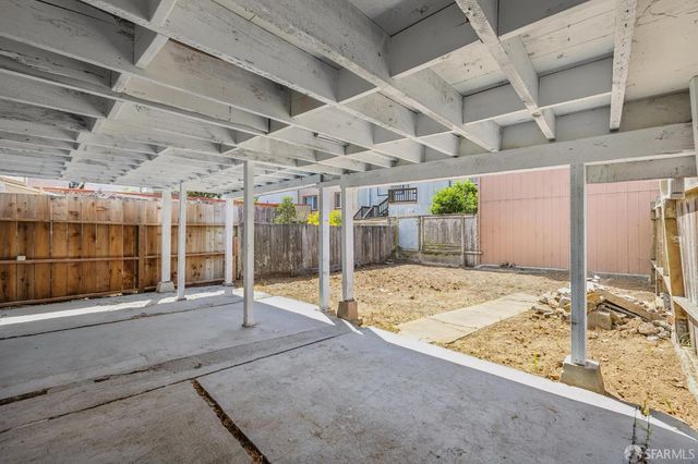 25 Farallones Street, San Francisco, CA 94112