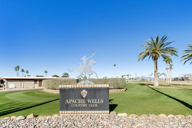 2435 N HIGLEY Road, Mesa, AZ 85215