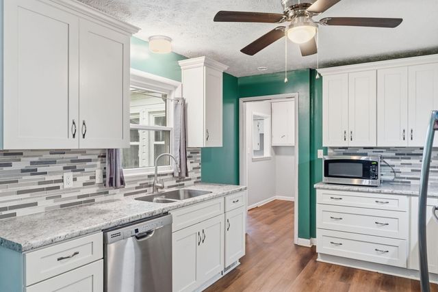 107 Dorcas Drive, Willard, MO 65781