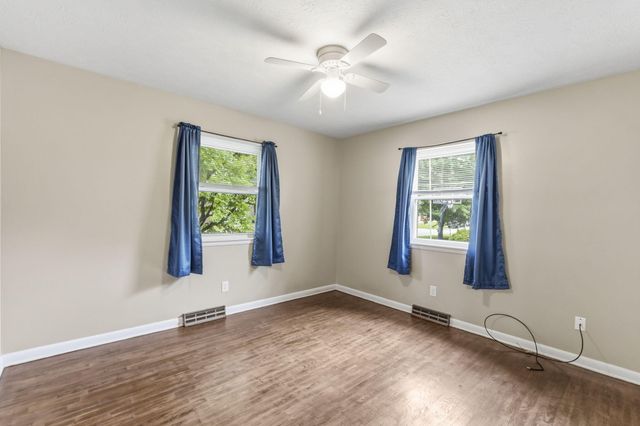 107 Dorcas Drive, Willard, MO 65781