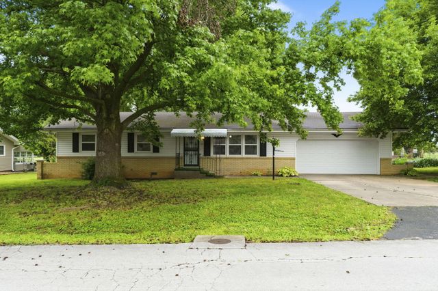 107 Dorcas Drive, Willard, MO 65781