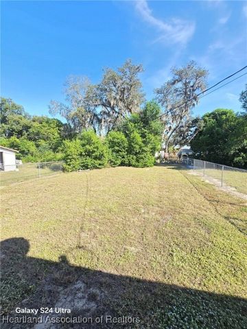 1812 Wightman Avenue, Sebring, FL 33870