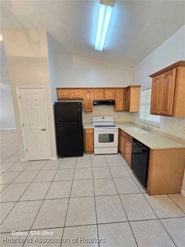 1812 Wightman Avenue, Sebring, FL 33870