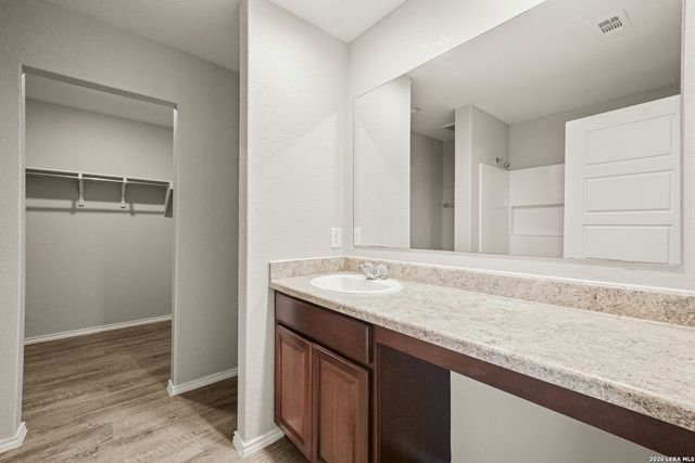 12927 Cicely, St Hedwig, TX 78152