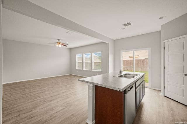 12927 Cicely, St Hedwig, TX 78152