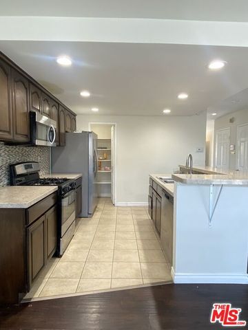 14621 S Berendo Avenue 7, Gardena, CA 90247