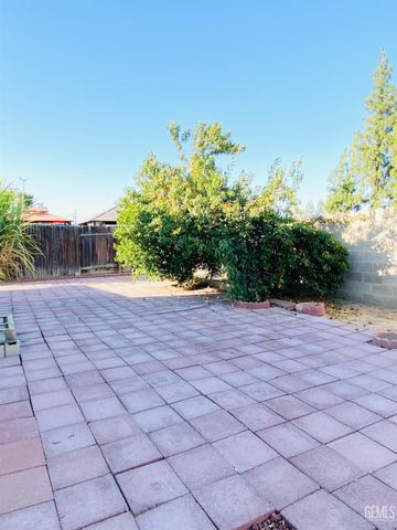 3535 Stine Road 124, Bakersfield, CA 93309