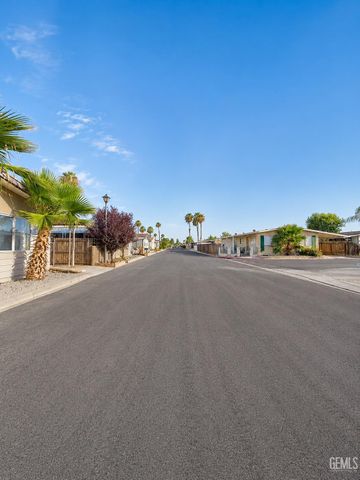 3535 Stine Road 124, Bakersfield, CA 93309