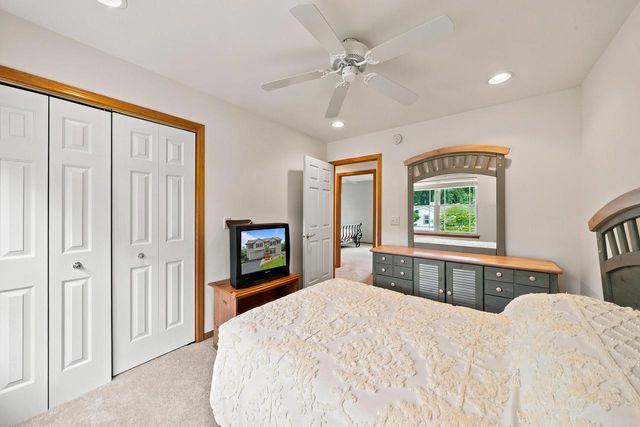W3647 Lakeview DRIVE, Lake Geneva, WI 53147