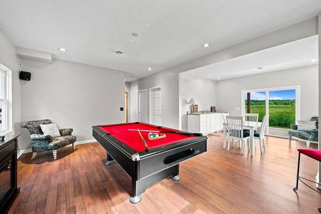 W3647 Lakeview DRIVE, Lake Geneva, WI 53147