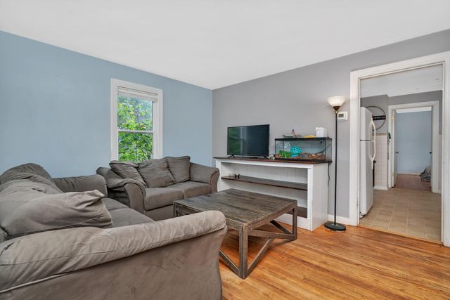 2477 Union Street, Lake Station, IN 46405