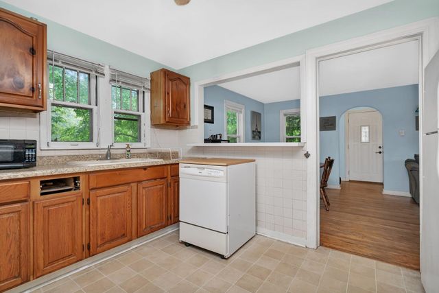 2477 Union Street, Lake Station, IN 46405