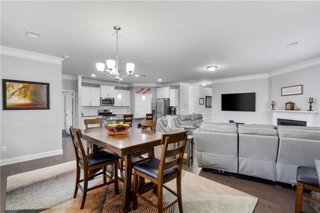 120 Rossmoor Court, Anderson, SC 29621