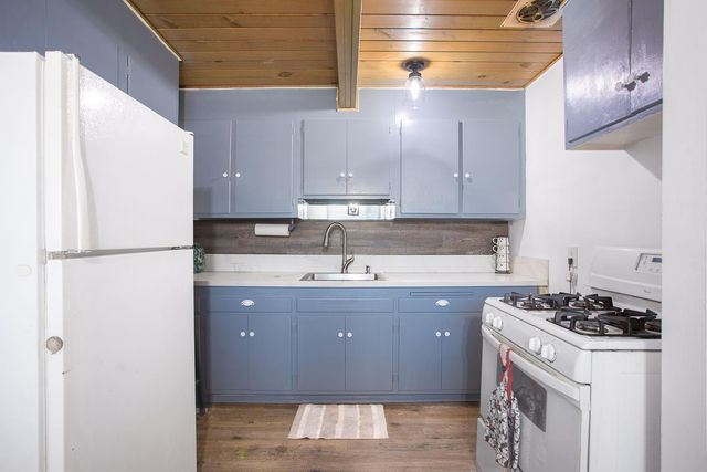 1410 Upland Dr, Yuba City, CA 95991