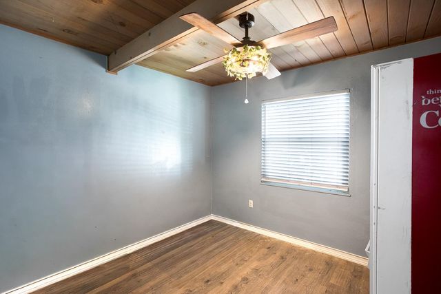 1410 Upland Dr, Yuba City, CA 95991