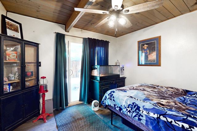 1410 Upland Dr, Yuba City, CA 95991