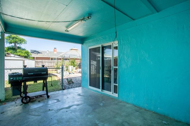 1410 Upland Dr, Yuba City, CA 95991