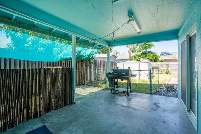 1410 Upland Dr, Yuba City, CA 95991