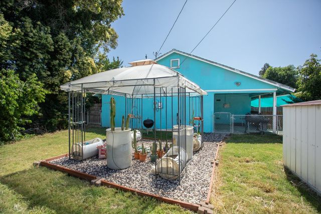 1410 Upland Dr, Yuba City, CA 95991