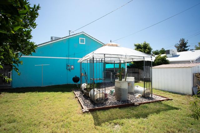 1410 Upland Dr, Yuba City, CA 95991