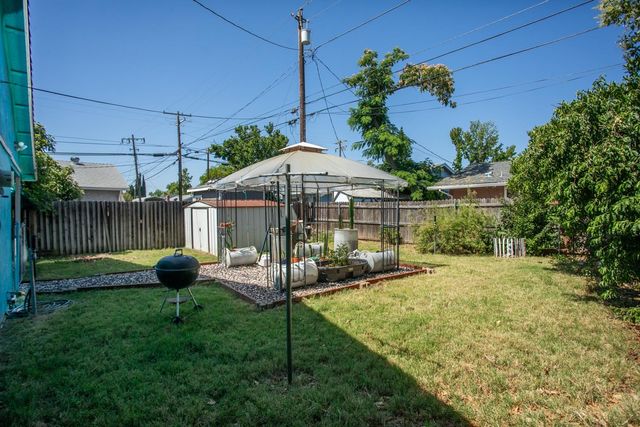 1410 Upland Dr, Yuba City, CA 95991